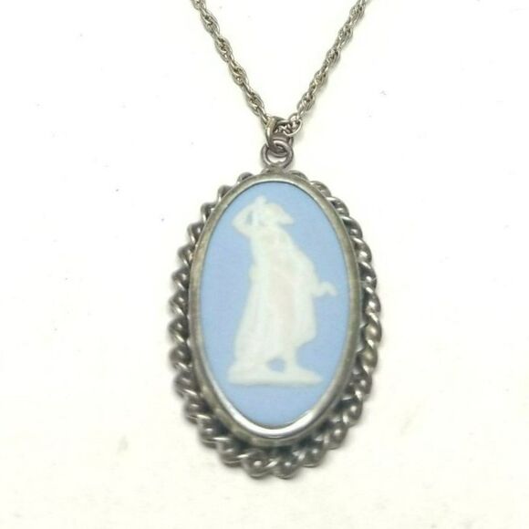 Vintage Wedgewood Jasperware Sterling Silver Pendant Necklace, Rainbow Setting - Picture 1 of 7
